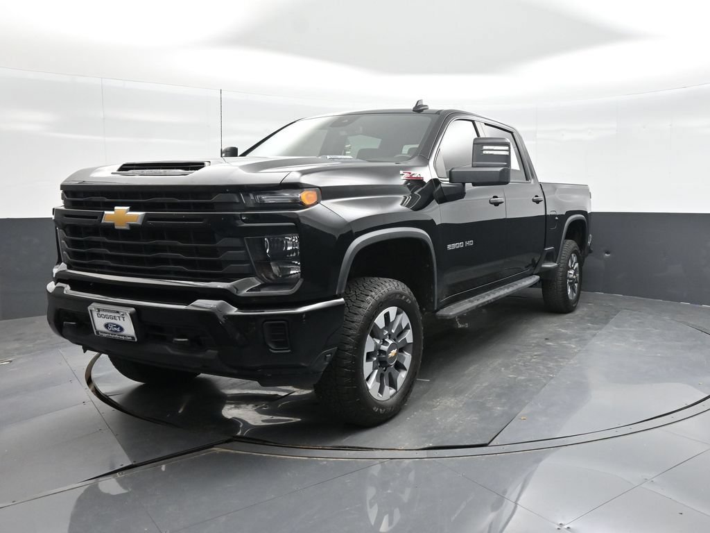 Used 2024 Chevrolet Silverado 2500 Custom w/ Custom Value Package AWD/4WD image 18