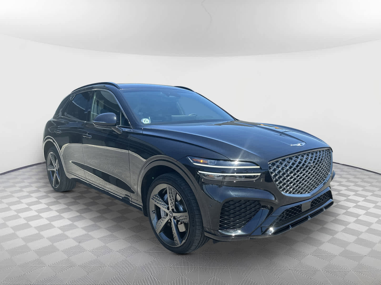 Used 2024 Genesis GV70 2.5T w/ Sport Prestige Package AWD/4WD image 2