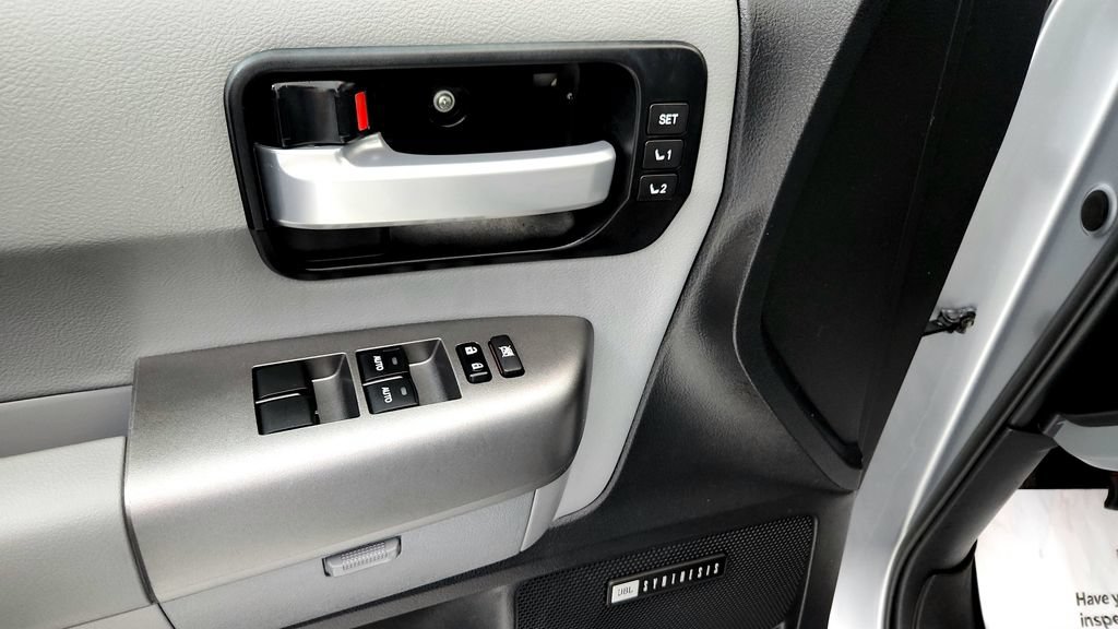 Used 2017 Toyota Sequoia Limited w/ Safety & Convenience Package AWD/4WD image 23