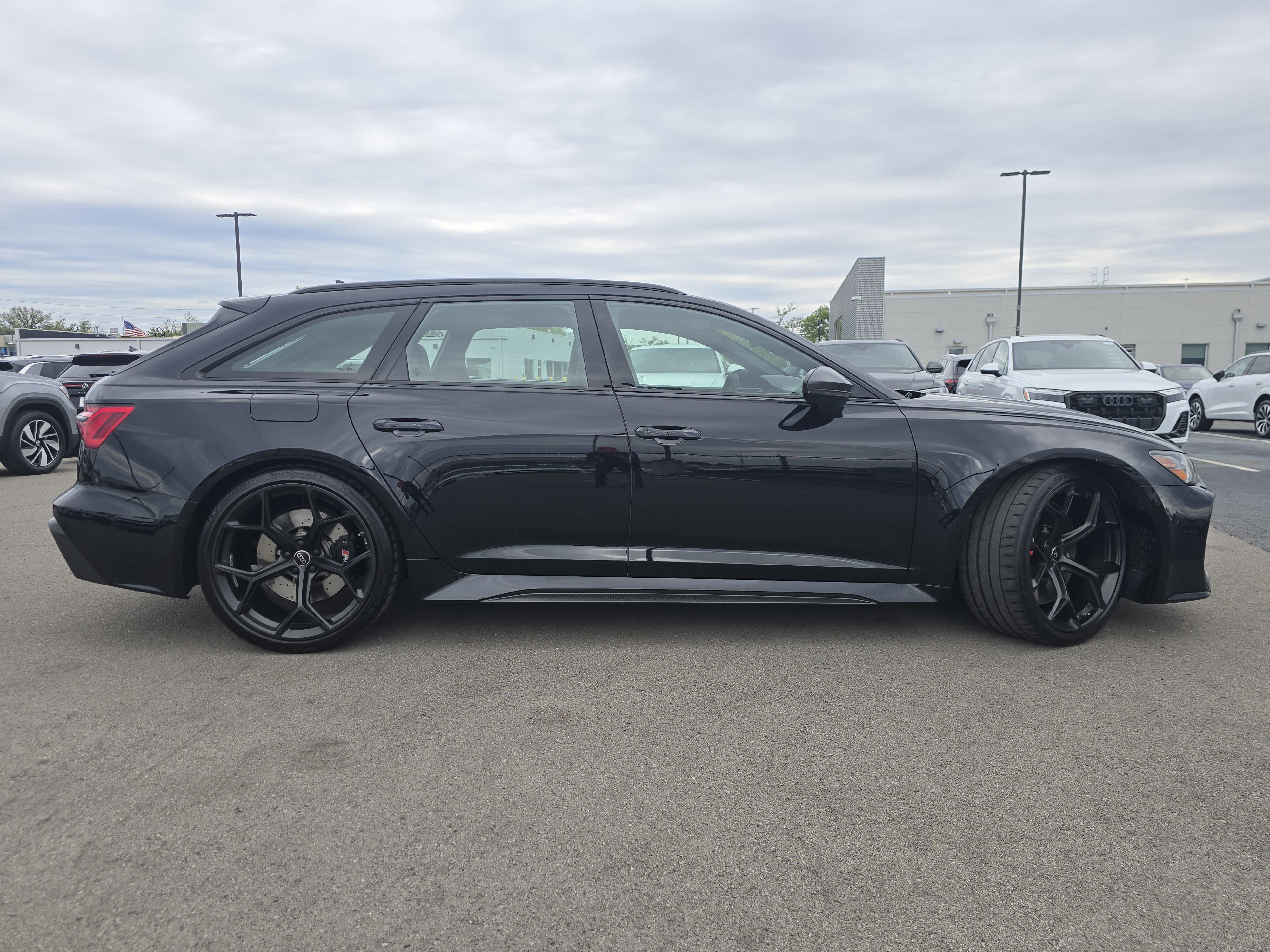 Used 2024 Audi RS 6 performance AWD/4WD image 8