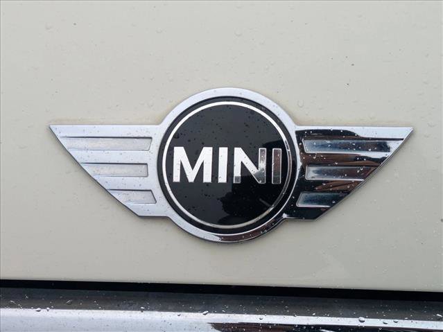 Used 2015 MINI Cooper 2-Door Hardtop image 24