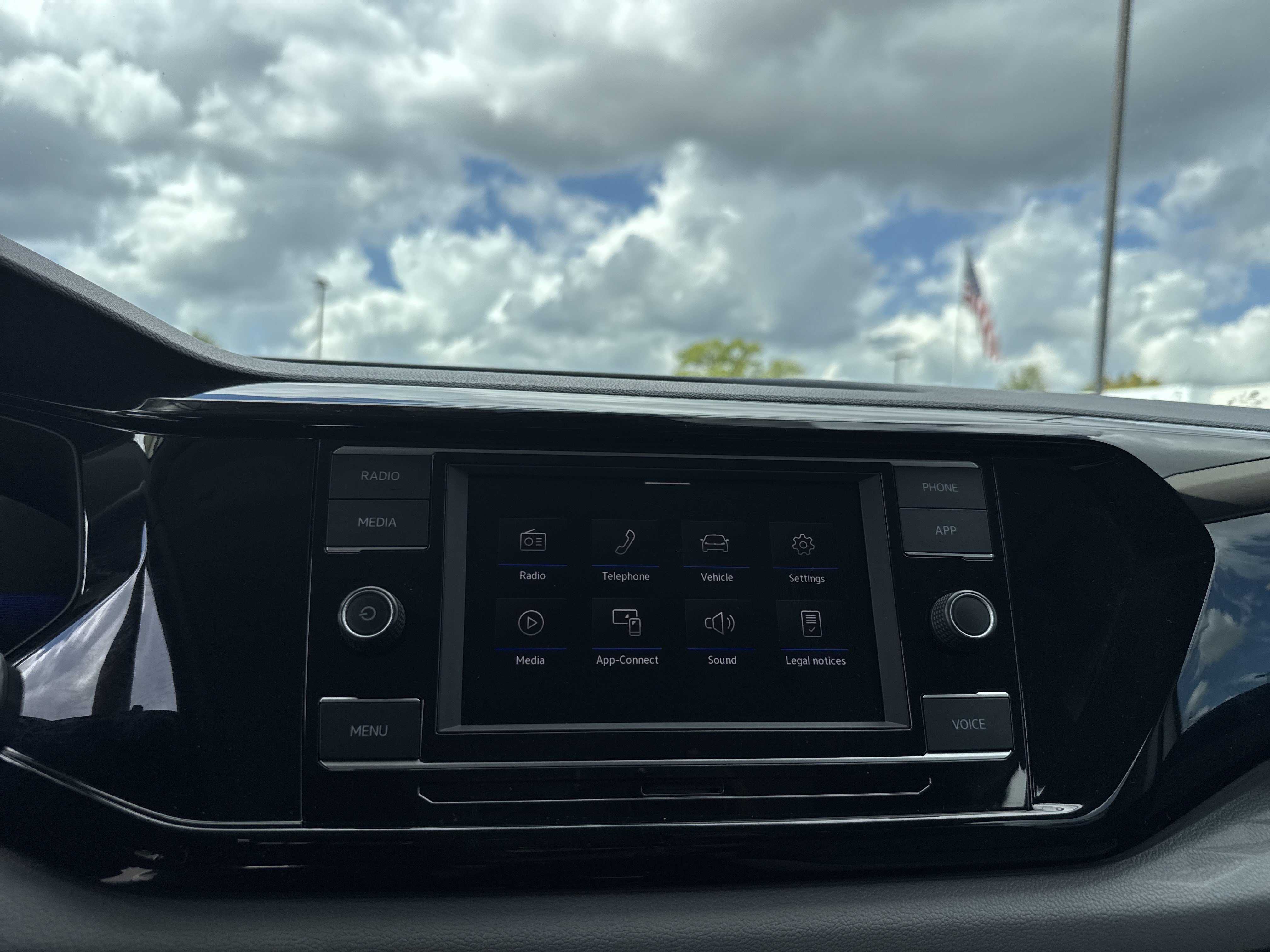 Used 2023 Volkswagen Taos S FWD image 23