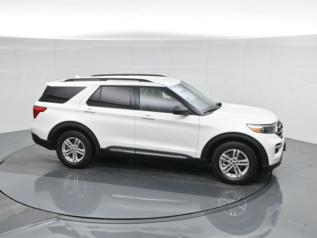 Certified 2022 Ford Explorer XLT w/ Equipment Group 202A image 60