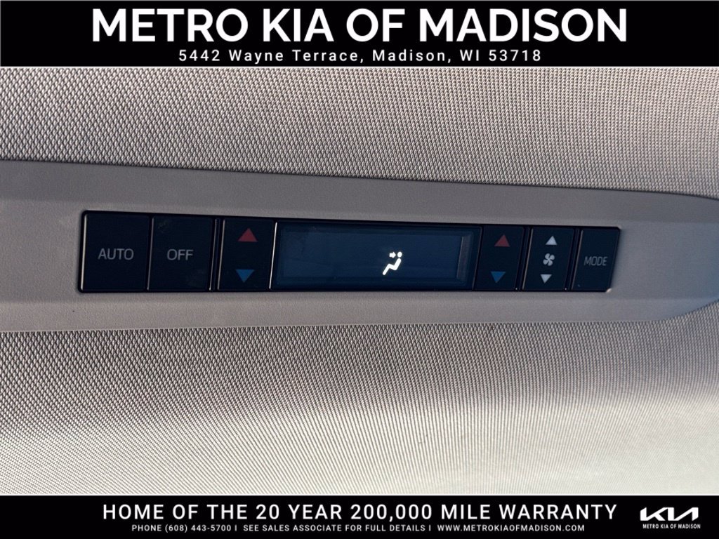 Used 2021 Toyota Sienna XLE AWD/4WD image 34