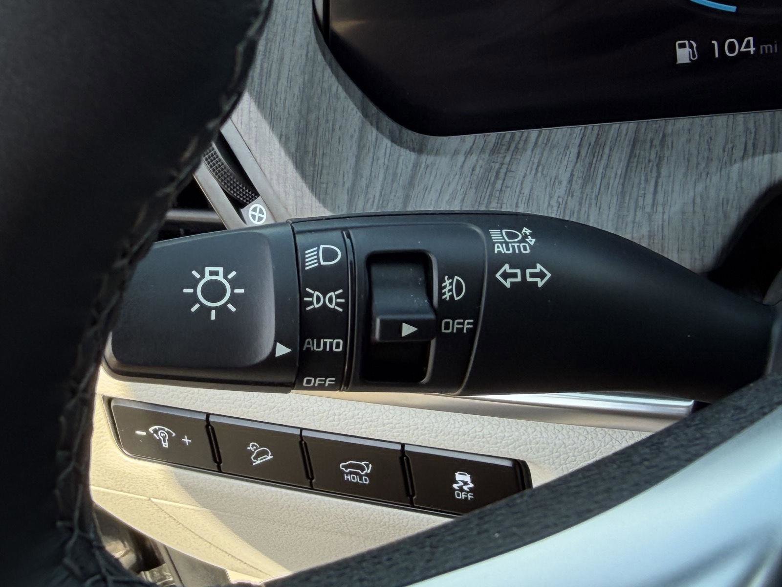 Used 2024 Kia Telluride SX w/ Towing Package image 22