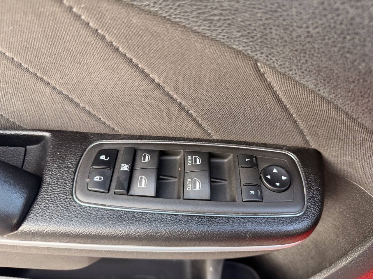 Used 2022 Dodge Charger SXT RWD image 37