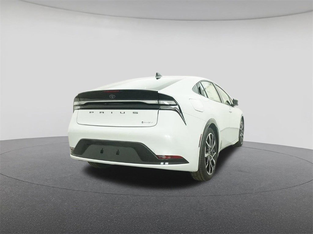 New 2026 Toyota Prius Plug-In Hybrid FWD image 24