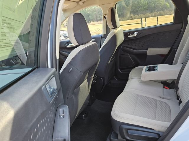 Used 2020 Ford Escape SE image 8