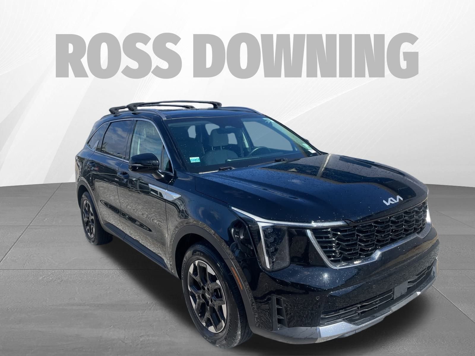 Used 2025 Kia Sorento S w/ Panoramic Sunroof Package image 3