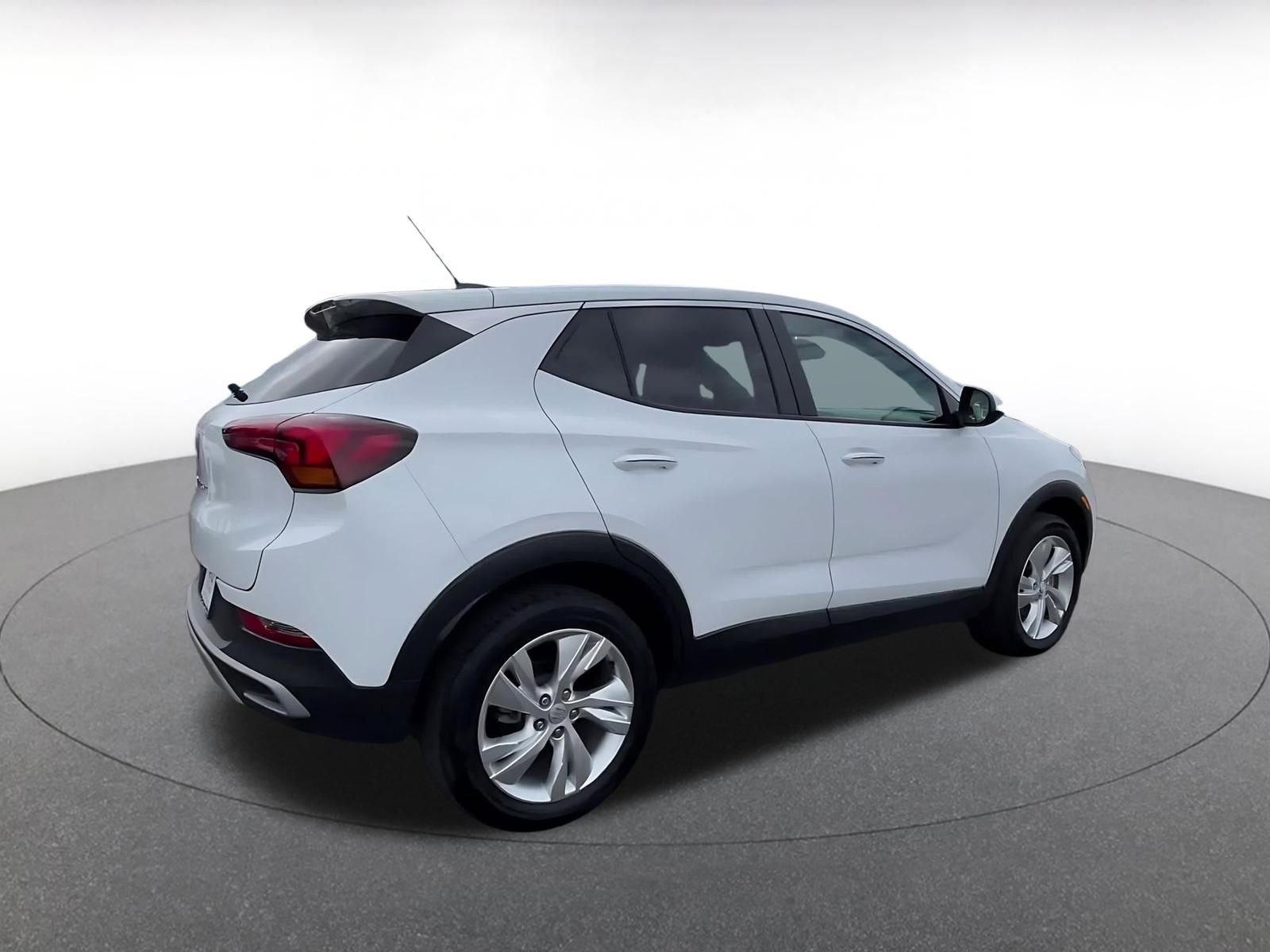 Used 2025 Buick Encore GX Preferred AWD/4WD image 14