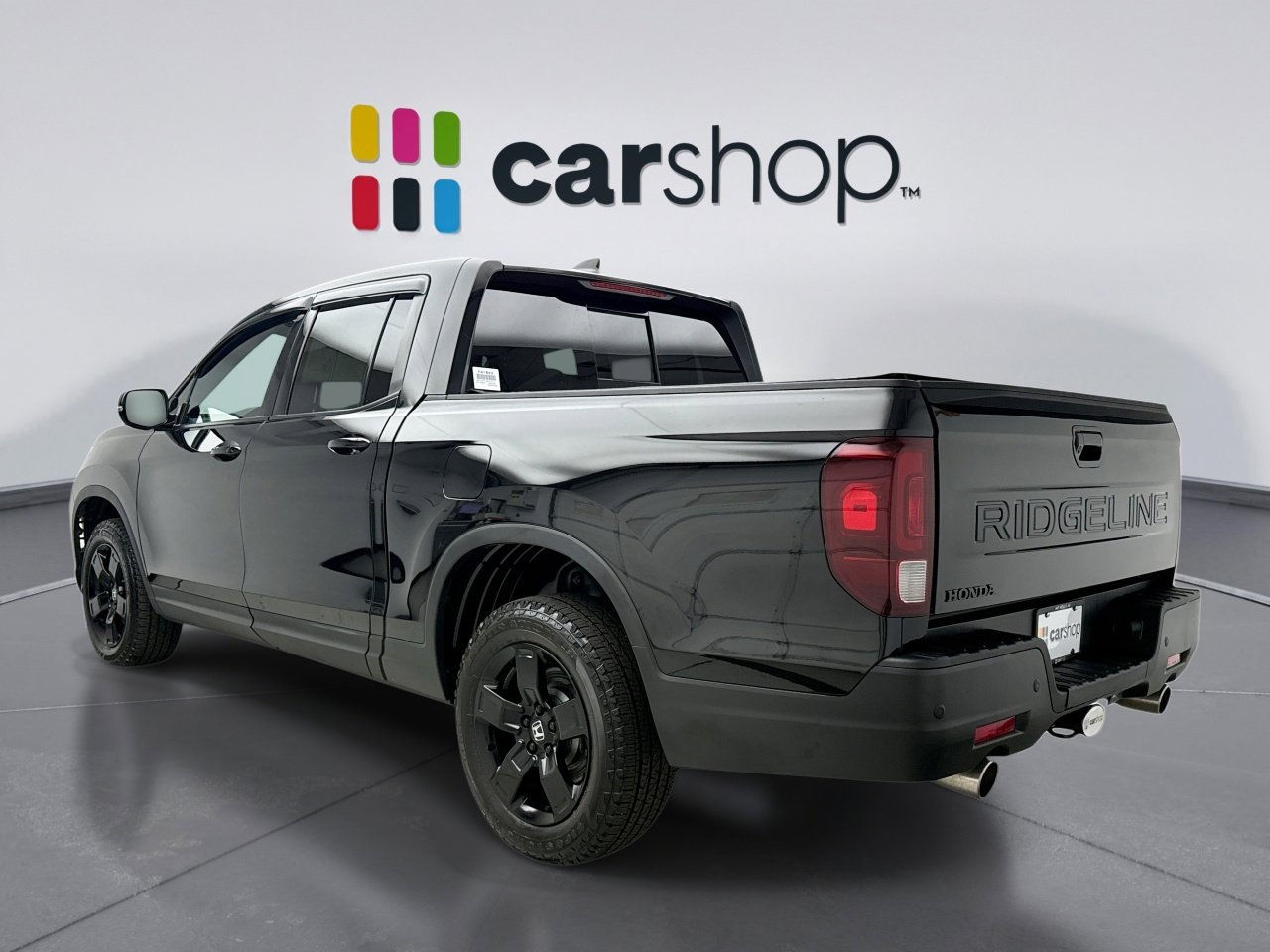 Used 2025 Honda Ridgeline Black Edition image 3