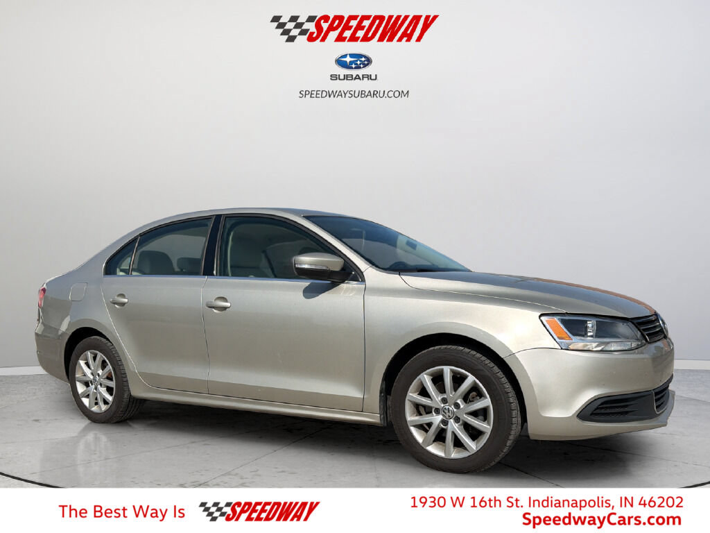 Used 2013 Volkswagen Jetta SE FWD image 1