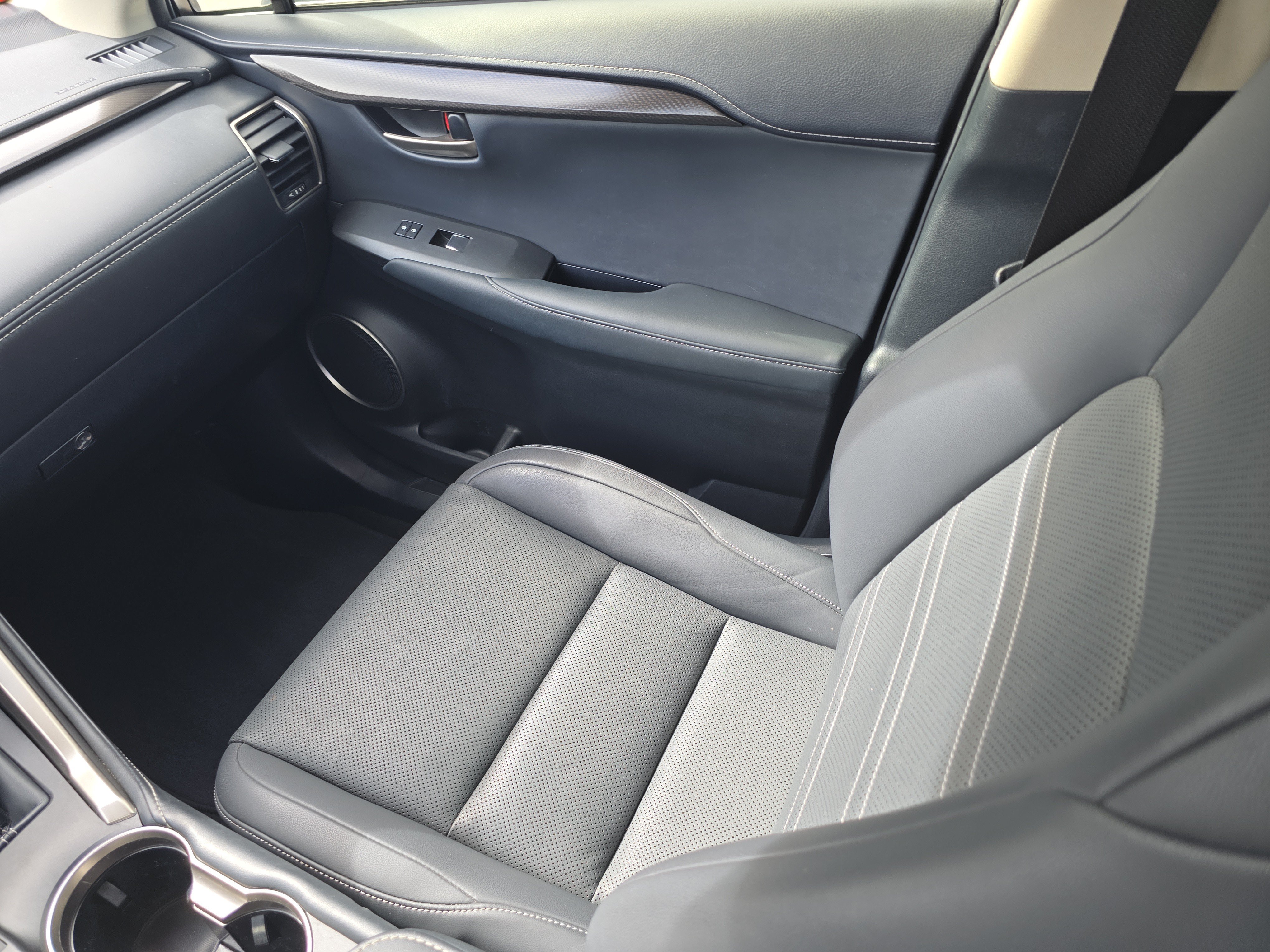 Used 2021 Lexus NX 300 FWD w/ Accessory Package 2 image 15
