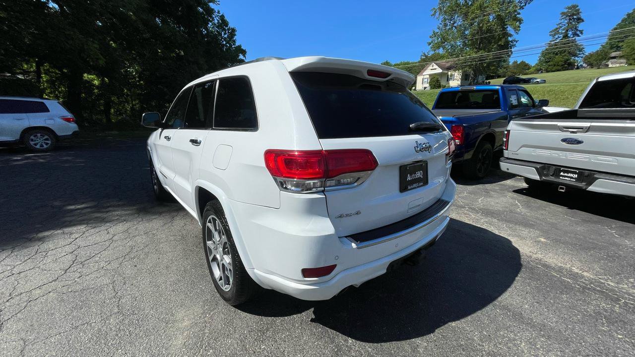 Used 2021 Jeep Grand Cherokee Overland AWD/4WD image 6
