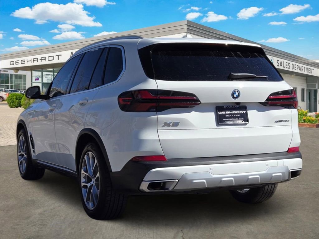 Used 2024 BMW X5 xDrive50e w/ Executive Package image 7