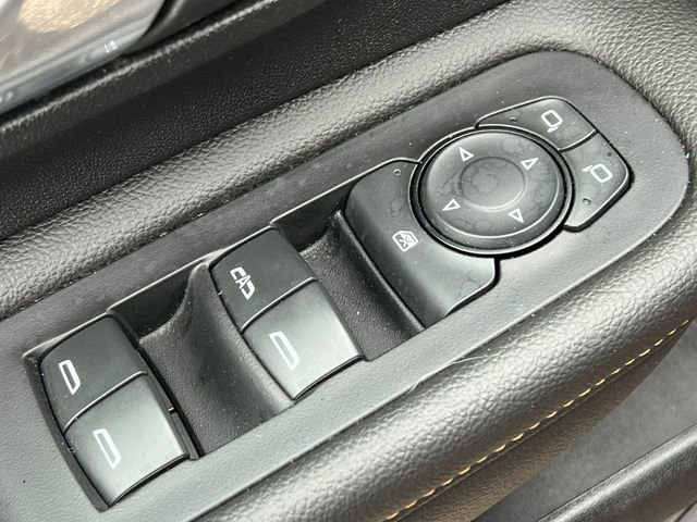 Used 2020 GMC Terrain SLT w/ Preferred Package FWD image 14
