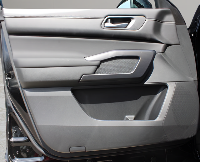 New 2026 Nissan Pathfinder SL AWD/4WD image 12