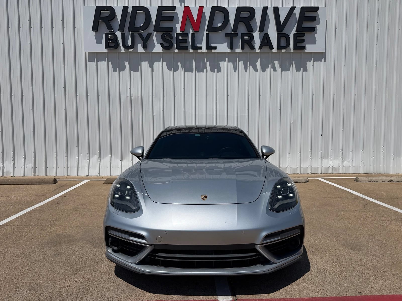 Used 2017 Porsche Panamera Turbo AWD/4WD image 10