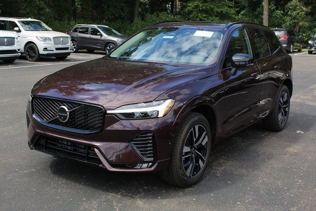 New 2026 Volvo XC60 B5 Plus w/ Protection Package Premier image 7
