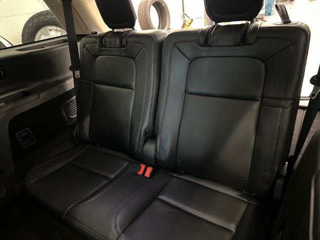 Used 2021 Lincoln Aviator Reserve w/ Equipment Group 208A AWD/4WD image 18