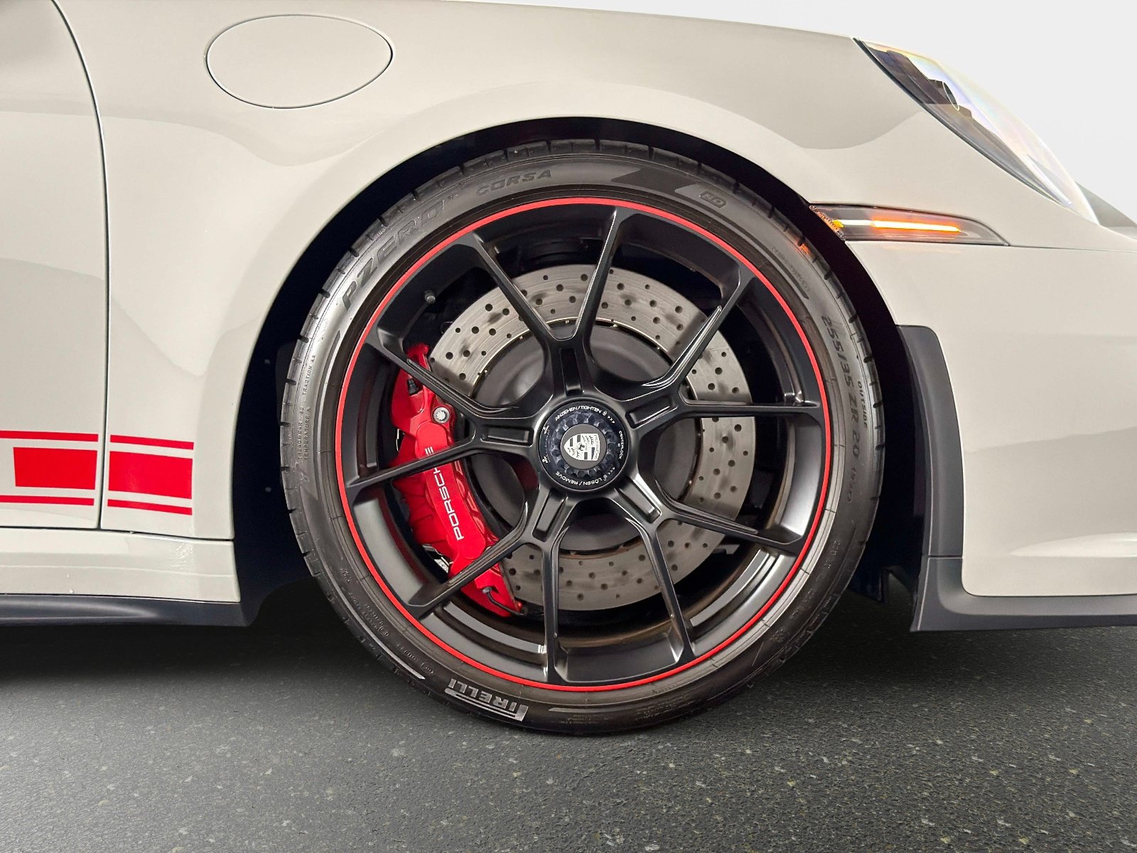 Used 2024 Porsche 911 GT3 RWD image 25