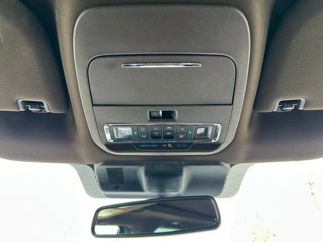 Used 2025 Ford F150 King Ranch w/ FX4 Off-Road Package AWD/4WD image 19