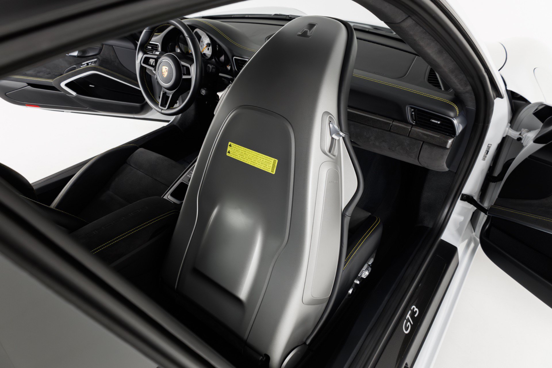 Used 2018 Porsche 911 GT3 RWD image 47