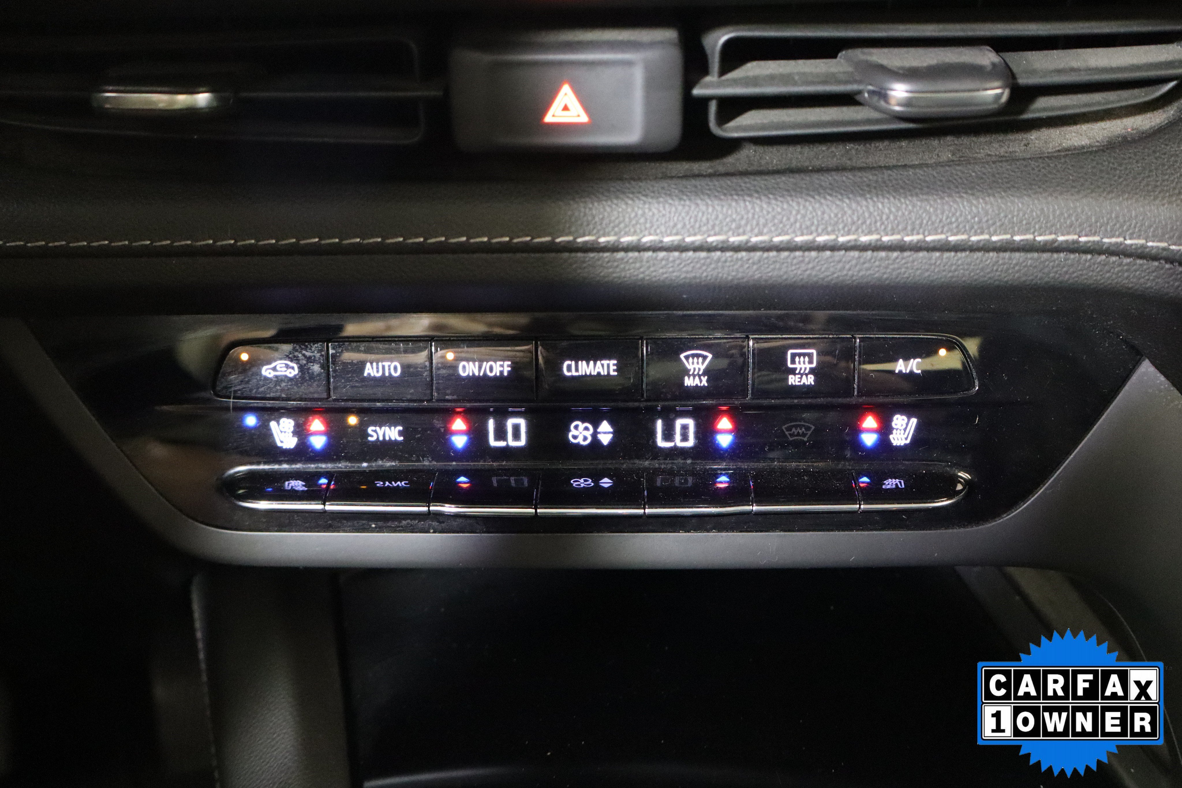 Used 2023 Buick Envision Avenir AWD/4WD image 27