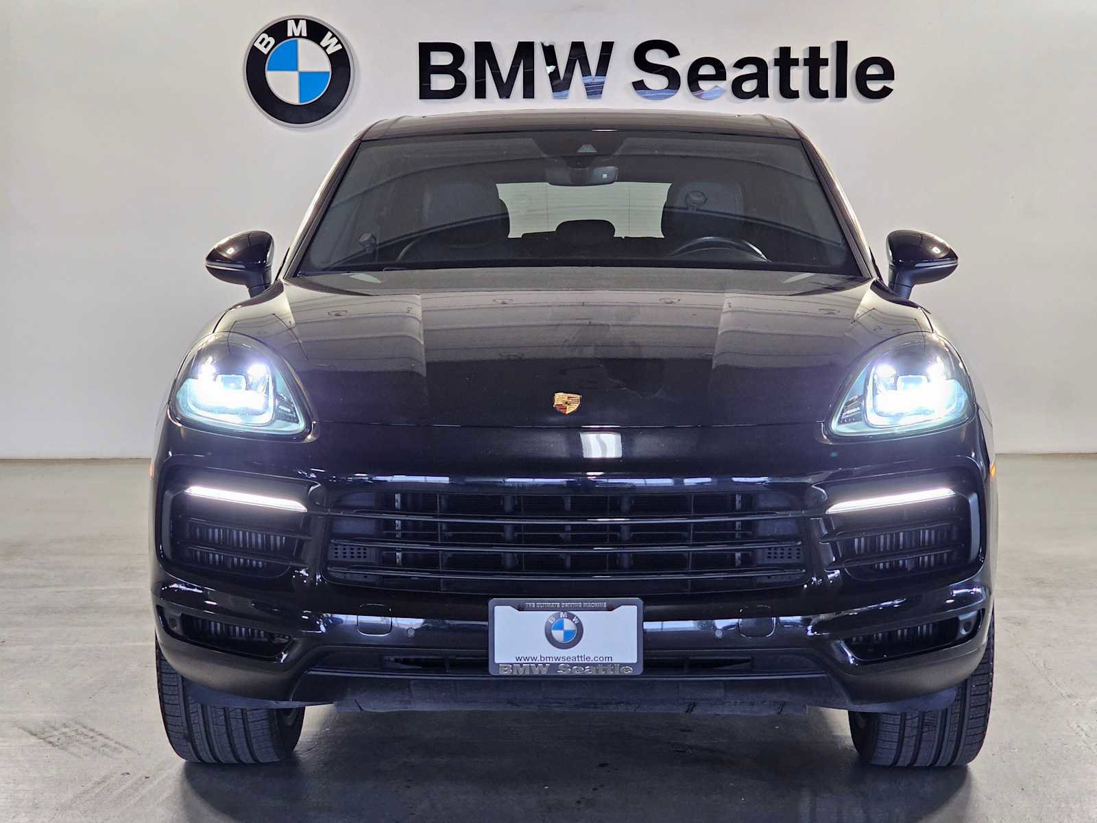 Used 2019 Porsche Cayenne AWD/4WD image 6