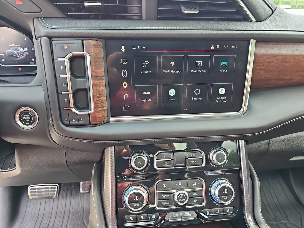 Used 2023 GMC Yukon XL Denali Ultimate w/ LPO, Floor Liner Package AWD/4WD image 14