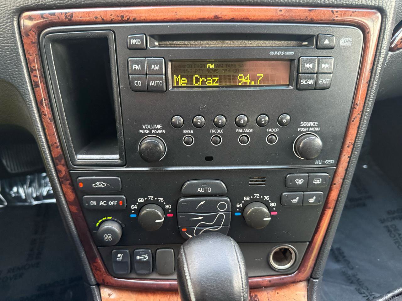 Used 2005 Volvo S60 2.5T image 28