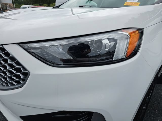 Used 2024 Ford Edge SEL AWD/4WD image 35
