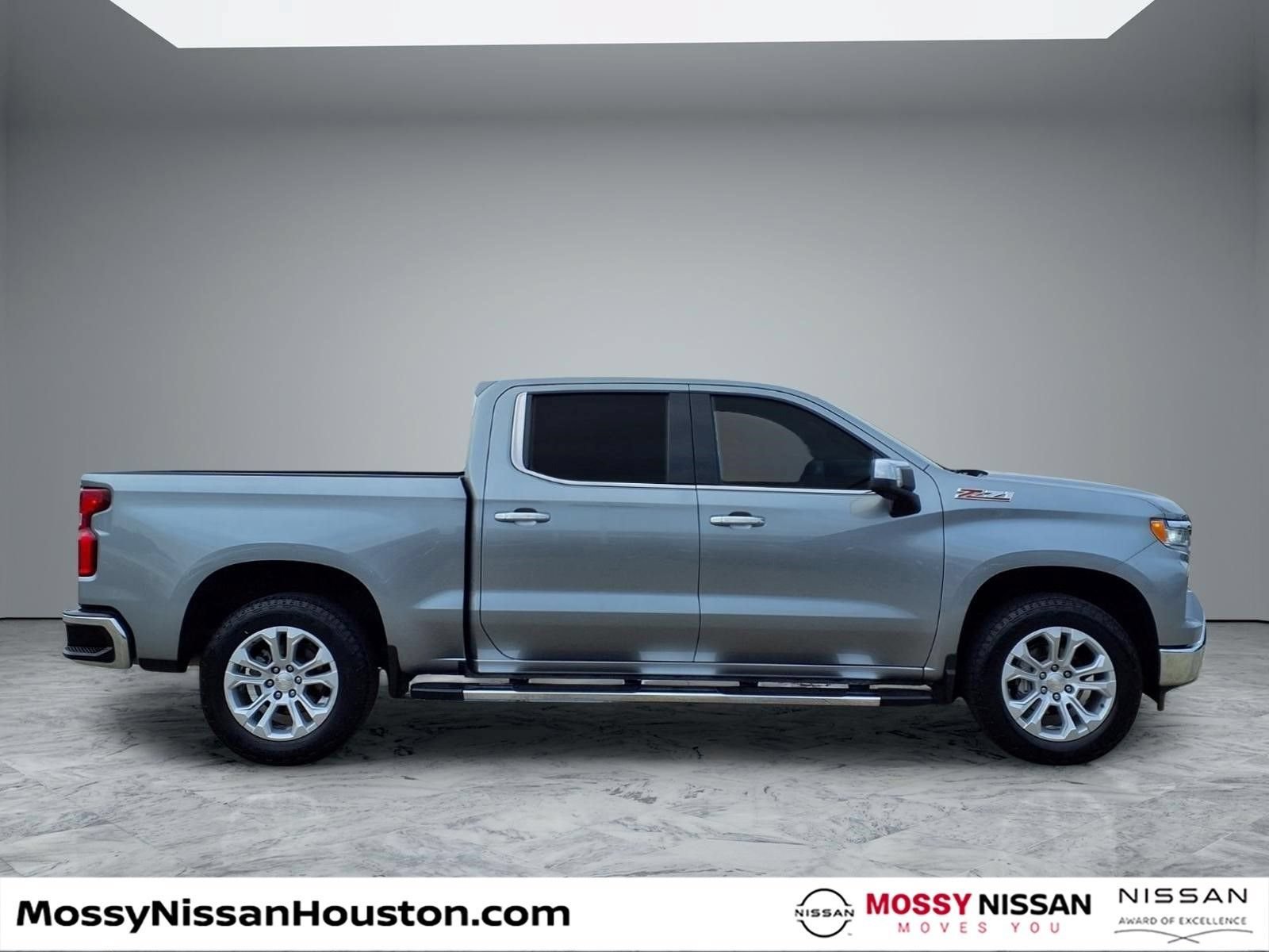 Used 2023 Chevrolet Silverado 1500 LTZ AWD/4WD image 8