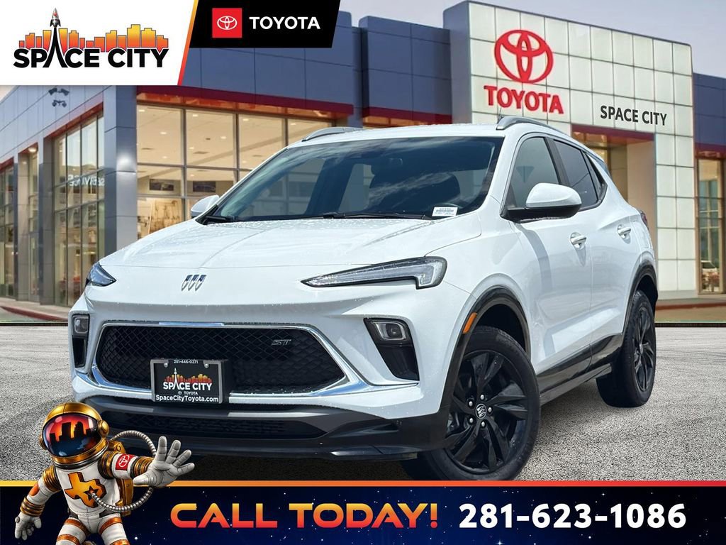 Used 2024 Buick Encore GX Sport Touring AWD/4WD image 1