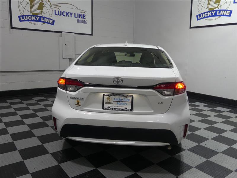 Used 2022 Toyota Corolla LE image 8