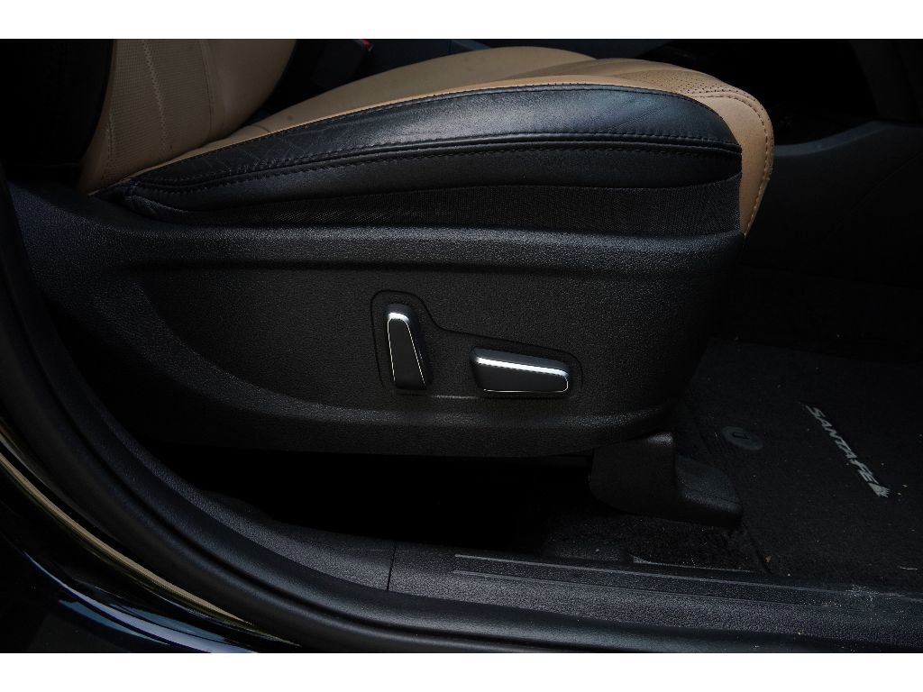 Used 2023 Hyundai Santa Fe Calligraphy image 23