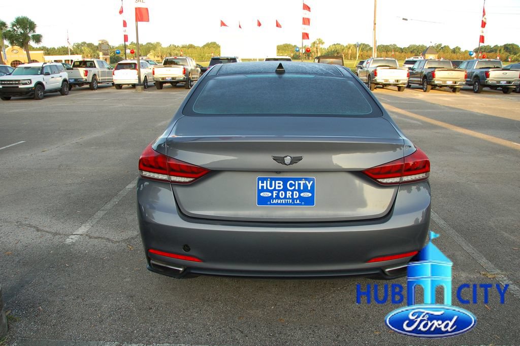 Used 2016 Hyundai Genesis 3.8 w/ Option Group 02 RWD image 4