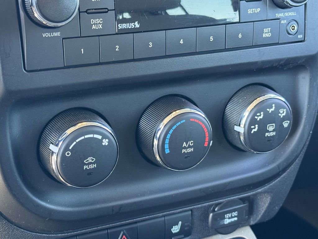 Used 2010 Jeep Patriot Latitude AWD/4WD image 20