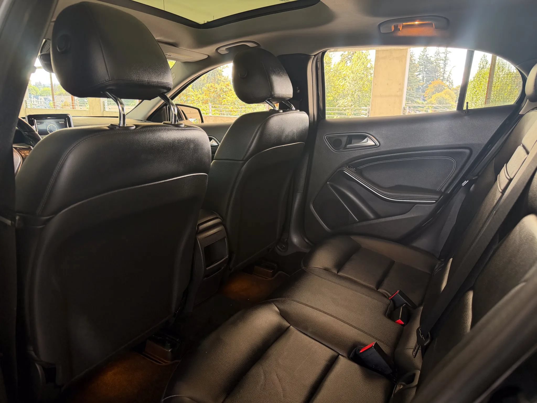 Used 2015 Mercedes-Benz GLA 250 4MATIC image 20