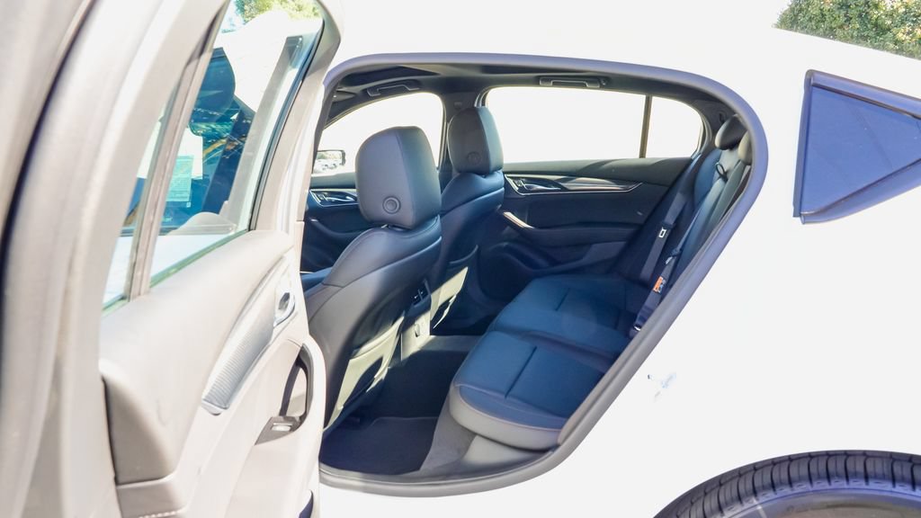 New 2026 Cadillac CT5 Sport w/ Technology Package RWD image 9