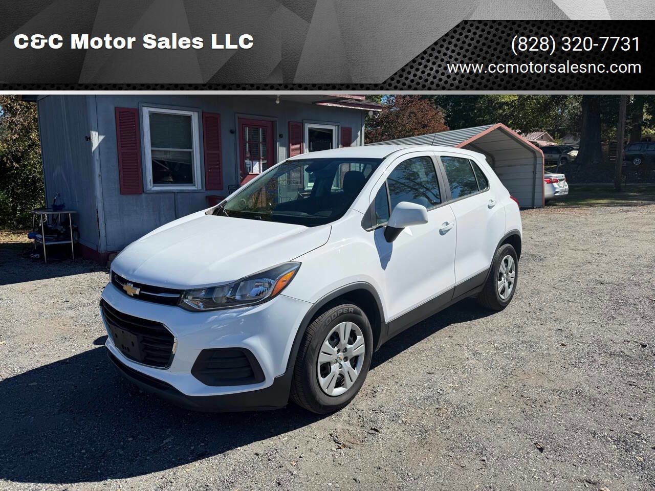 Used 2018 Chevrolet Trax LS image 1