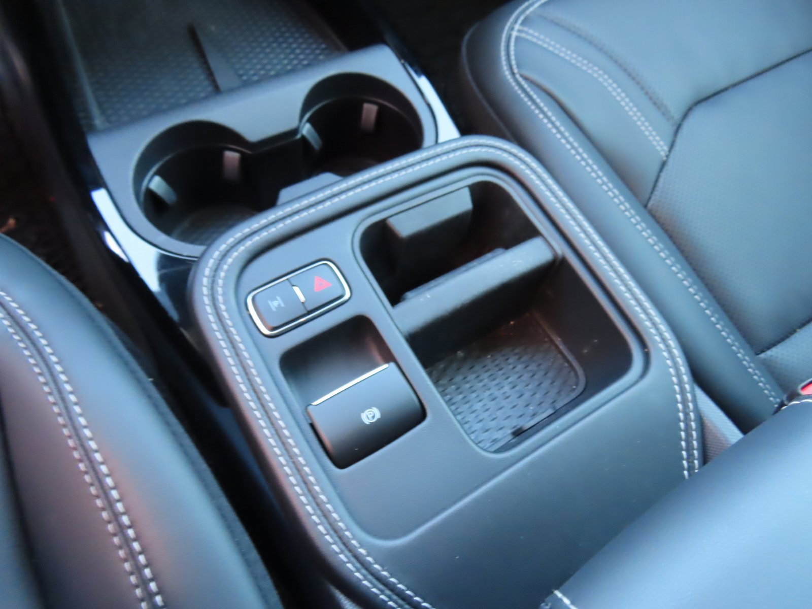 Used 2025 Ford Mustang Mach-E Premium image 27