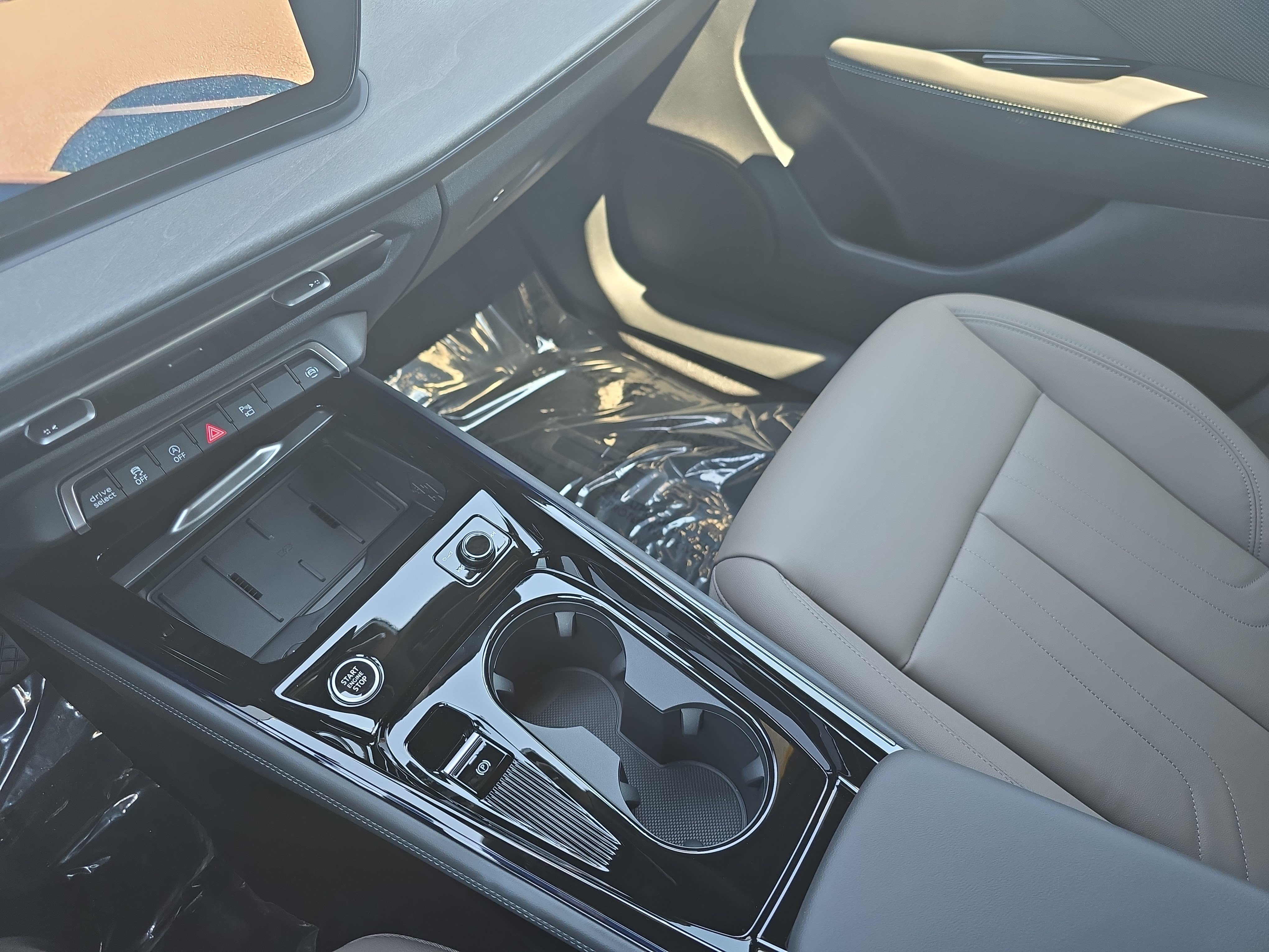New 2026 Audi Q3 quattro 2.0T AWD/4WD image 21