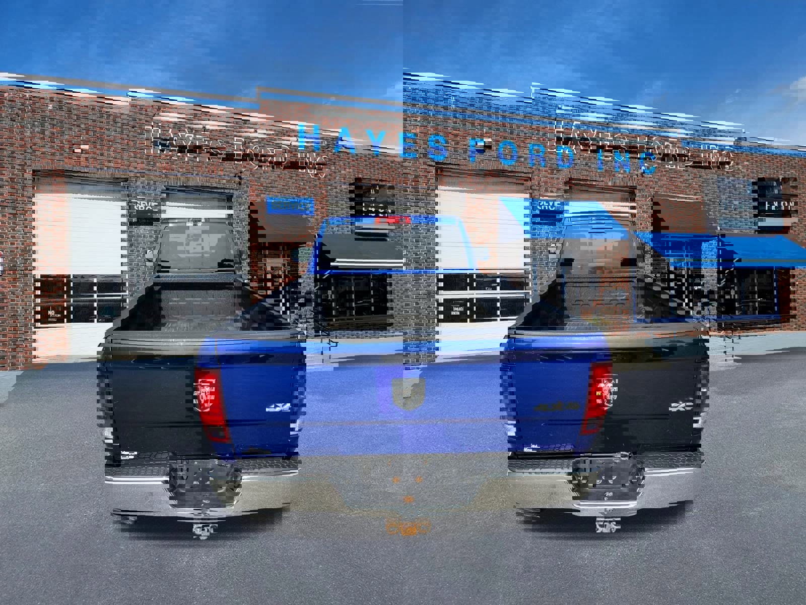 Used 2016 RAM 1500 Tradesman w/ Power & Remote Entry Group image 4