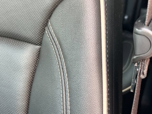 Used 2023 Chevrolet Traverse Premier w/ Redline Edition AWD/4WD image 16