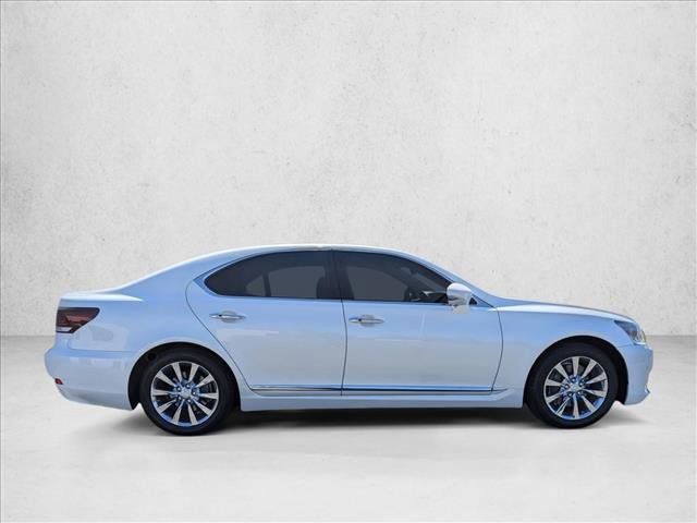 Used 2015 Lexus LS 460 w/ Comfort Package image 4