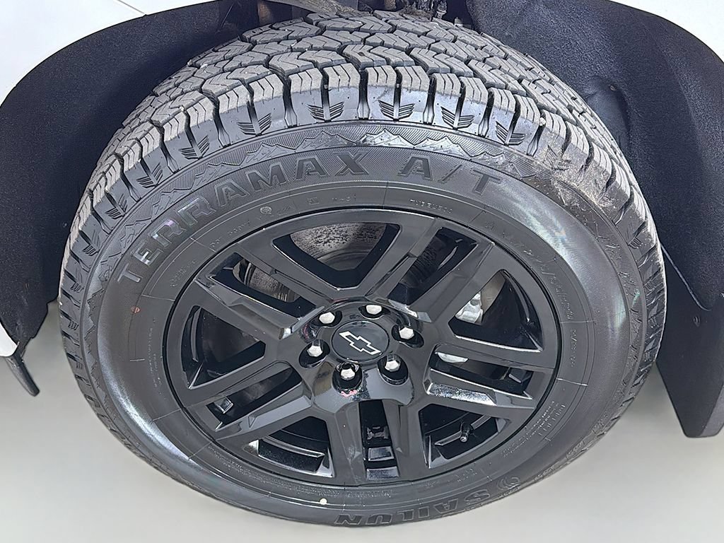 Used 2023 Chevrolet Silverado 1500 RST AWD/4WD image 14