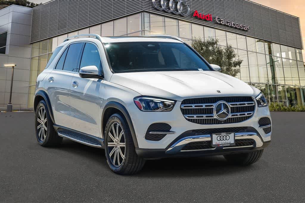 Used 2024 Mercedes-Benz GLE 350 4MATIC image 3