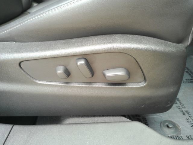 Used 2021 Cadillac XT4 Premium Luxury w/ Cold Weather Package image 24