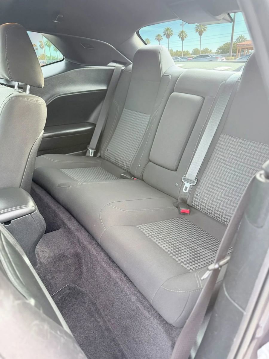 Used 2017 Dodge Challenger SXT RWD image 12